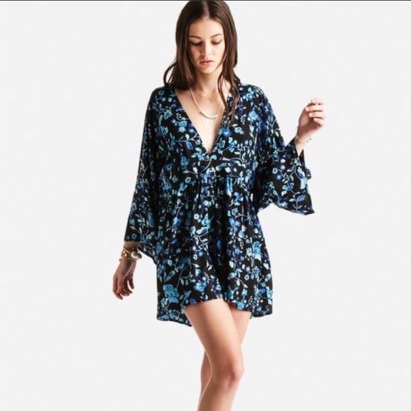 “MOTEL ROCKS” Eclipse Floral Romper - Picture 1 of 16